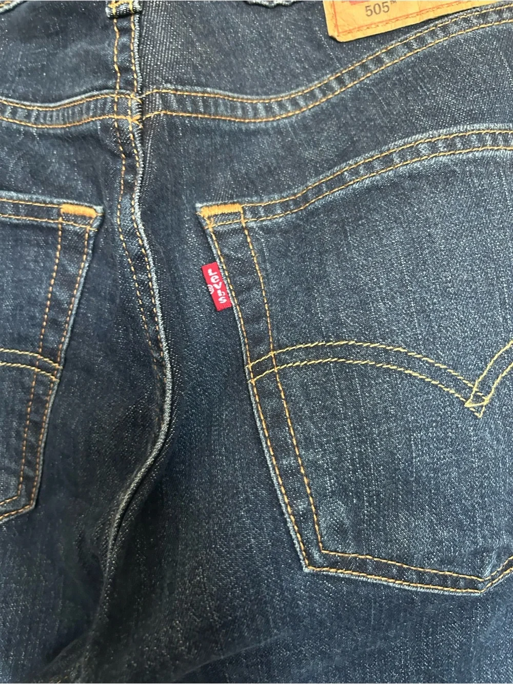 Levis straight leg